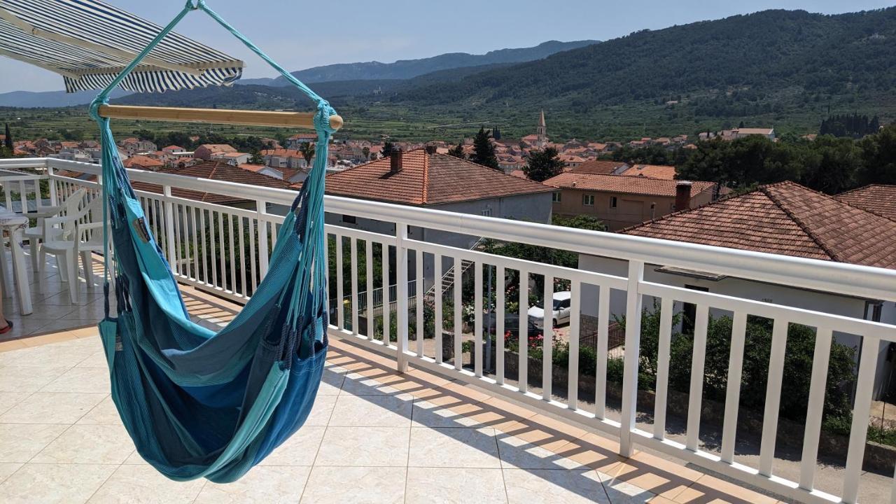 Apartments Marinko Stari Grad  Luaran gambar