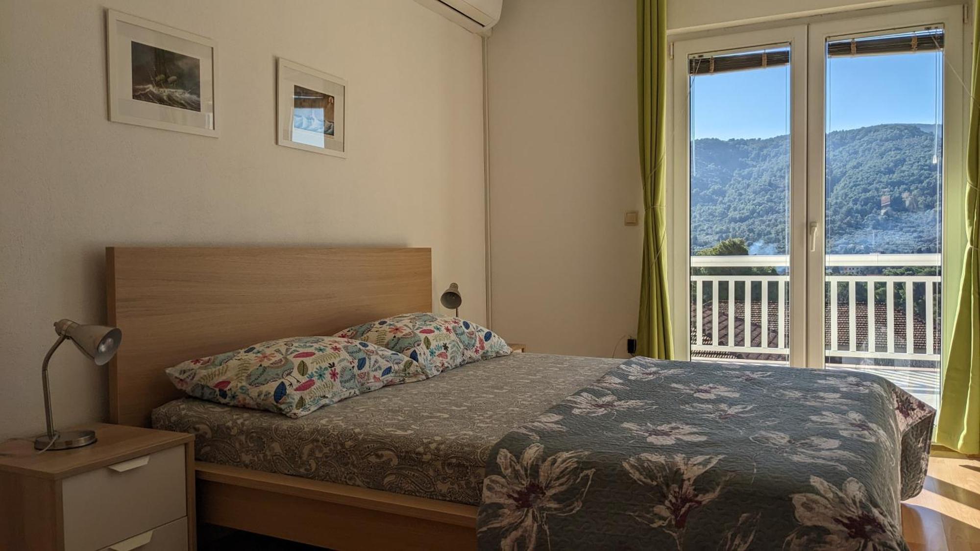 Apartments Marinko Stari Grad  Luaran gambar