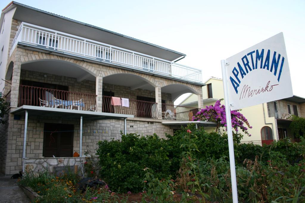Apartments Marinko Stari Grad  Luaran gambar