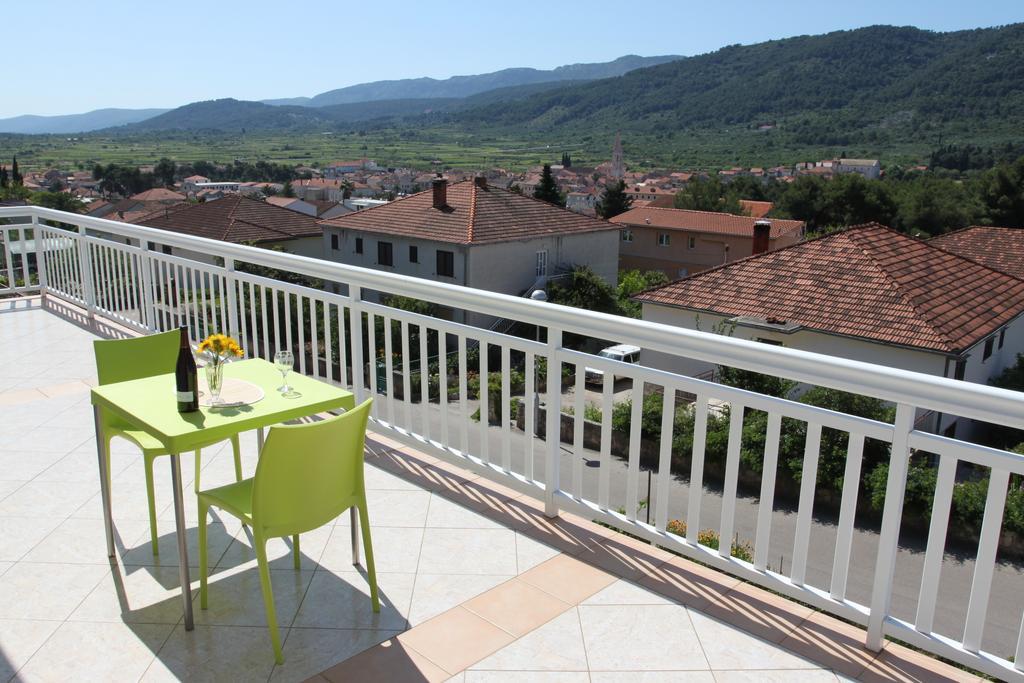 Apartments Marinko Stari Grad  Bilik gambar