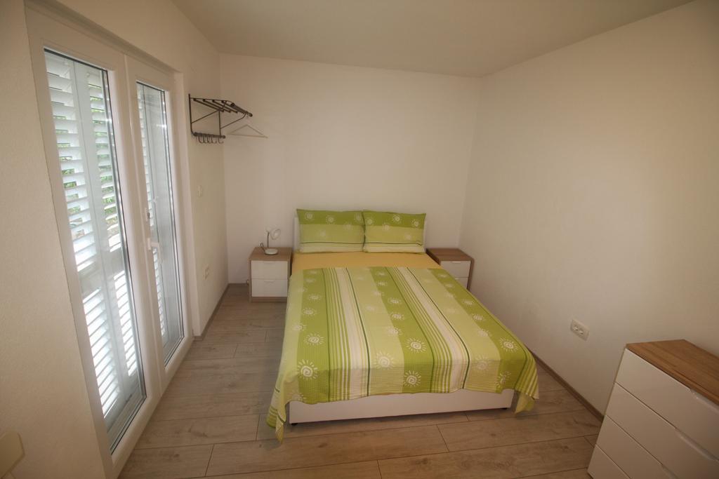 Apartments Marinko Stari Grad  Luaran gambar
