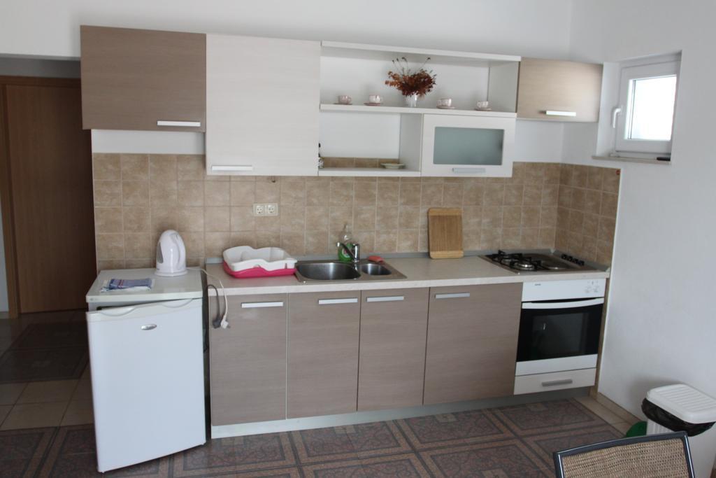 Apartments Marinko Stari Grad  Luaran gambar