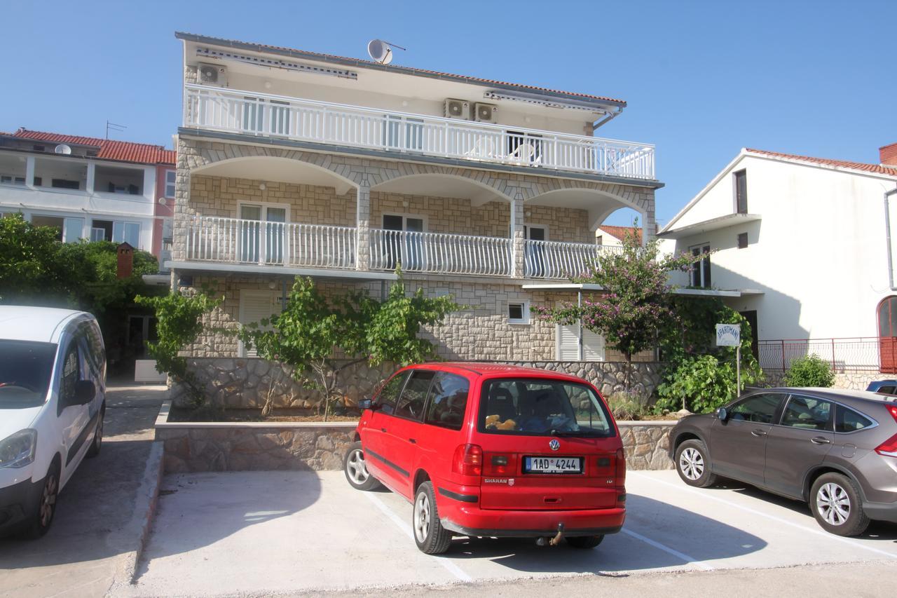 Apartments Marinko Stari Grad  Luaran gambar