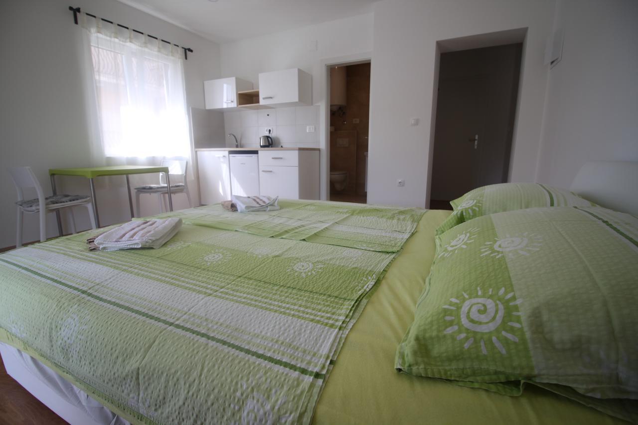 Apartments Marinko Stari Grad  Luaran gambar