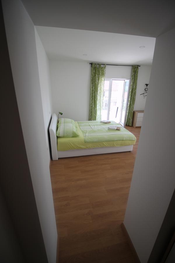 Apartments Marinko Stari Grad  Luaran gambar