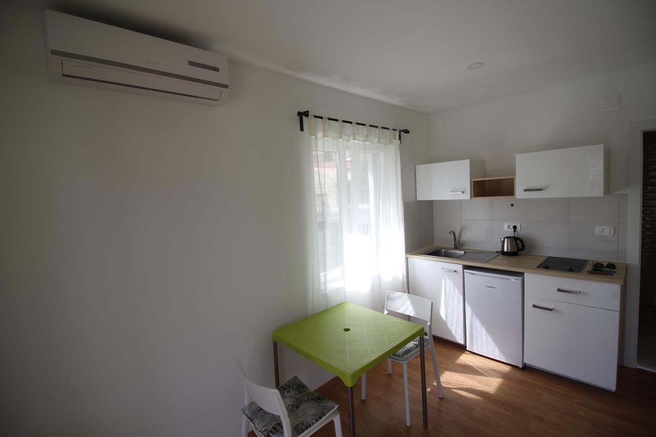 Apartments Marinko Stari Grad  Luaran gambar